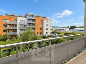 Pronájem bytu 1+kk, Praha - Uhříněves, U uhříněveské obory, 32 m2