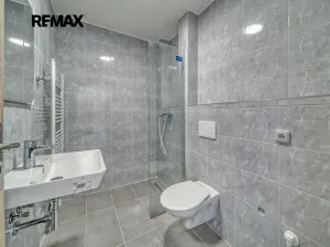 Pronájem bytu 1+kk, Velký Osek, Revoluční, 23 m2