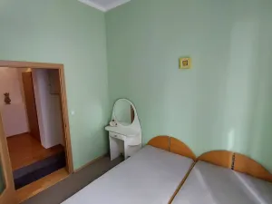 Pronájem bytu 2+kk, Karlovy Vary - Rybáře, Sokolovská, 60 m2