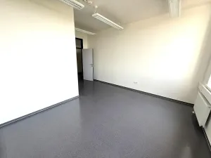 Pronájem kanceláře, Brno - Štýřice, Pražákova, 18 m2