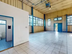 Pronájem skladu, Hradec Králové, Akademika Bedrny, 760 m2