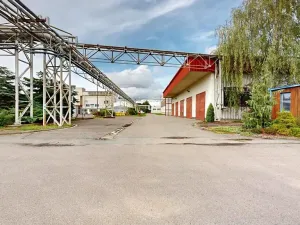 Pronájem skladu, Hradec Králové, Akademika Bedrny, 760 m2