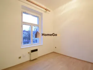 Pronájem bytu 2+kk, Praha - Vršovice, Sevastopolská, 45 m2