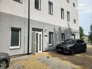 Pronájem obchodního prostoru, Teplice, 28. října, 80 m2