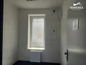 Pronájem obchodního prostoru, Teplice, 28. října, 80 m2