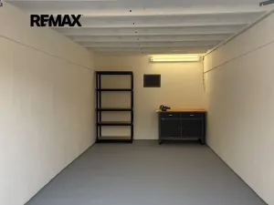 Pronájem garáže, Slaný, 20 m2