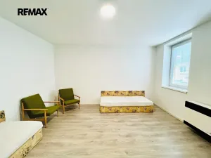 Prodej rodinného domu, Vacenovice, 215 m2