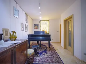Prodej rodinného domu, Jičín, 238 m2