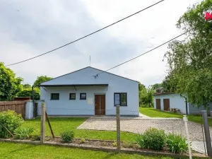Prodej obchodního prostoru, Rusín, 450 m2