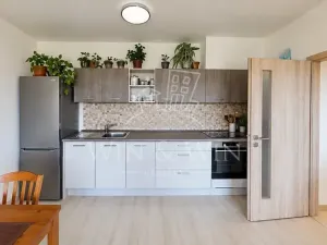 Prodej bytu 2+kk, Jince, Zborovská, 56 m2