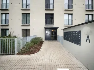 Pronájem bytu 2+kk, Praha - Libeň, Novovysočanská, 55 m2