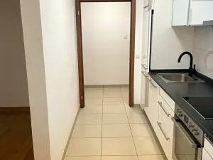Prodej bytu 1+kk, Praha, Plzeňská, 36 m2