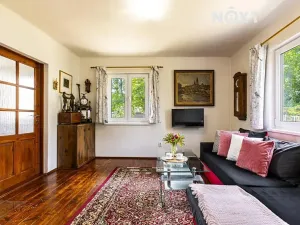 Prodej bytu 3+1, Hluboká nad Vltavou, Zvolenovská, 52 m2
