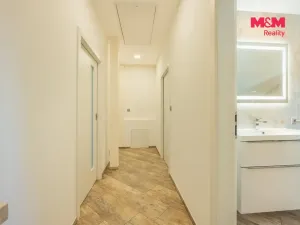 Prodej rodinného domu, Hradečno, 198 m2