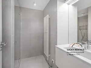 Prodej vícegeneračního domu, Praha - Řeporyje, Bílovská, 195 m2