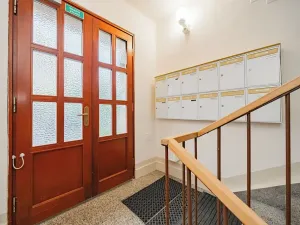 Prodej bytu 2+1, Praha - Břevnov, Plojharova, 56 m2