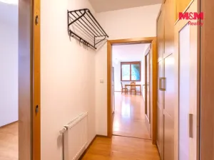 Prodej bytu 2+kk, Praha - Újezd, Na Formance, 50 m2