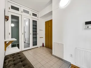 Pronájem bytu 3+1, Praha, Na hřebenech I, 112 m2