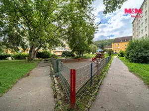 Prodej bytu 3+1, Karlovy Vary, Brigádníků, 68 m2