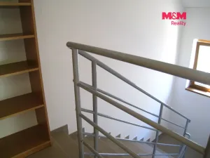 Prodej obchodního prostoru, Frenštát pod Radhoštěm, nám. Míru, 900 m2