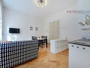 Pronájem bytu 2+kk, Praha - Nové Město, Řeznická, 44 m2