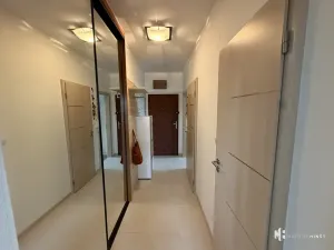 Pronájem bytu 2+kk, Praha - Hlubočepy, Devonská, 49 m2