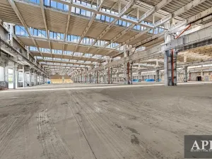 Pronájem skladu, Veselí nad Moravou, 2000 m2