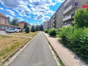 Prodej bytu 2+1, Hradec Králové, Ladova, 60 m2