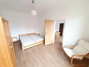 Pronájem bytu 2+kk, Praha - Žižkov, U kněžské louky, 50 m2