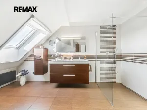 Prodej bytu 4+kk, Praha - Kbely, Semilská, 123 m2