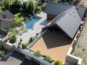 Prodej vily, Králův Dvůr, Pod Lesem, 486 m2