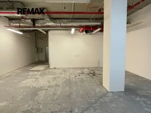 Pronájem obchodního prostoru, Praha - Michle, Želetavská, 84 m2