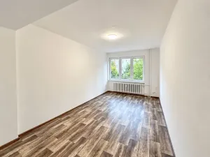 Pronájem bytu 2+1, Chomutov, Mjr. Šulce, 49 m2