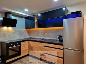 Prodej bytu 4+kk, Praha - Chodov, Novomeského, 69 m2