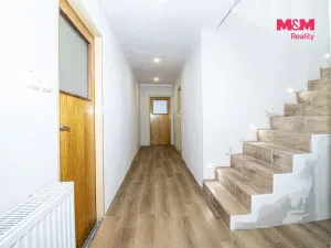 Prodej rodinného domu, Ohařice, 152 m2