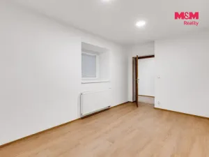 Prodej bytu 3+kk, Lochovice, 104 m2
