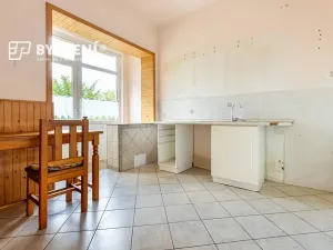 Prodej vícegeneračního domu, Novosedlice, Husova, 360 m2