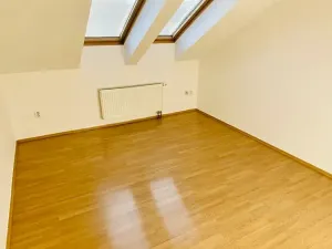 Pronájem bytu 2+kk, Brno, Ptašínského, 53 m2