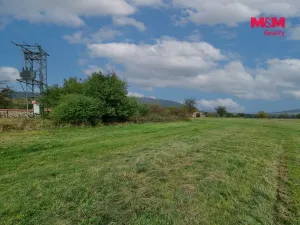 Prodej pozemku pro bydlení, Valeč, 1556 m2