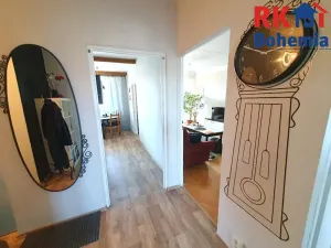 Prodej bytu 3+1, Vsetín, nám. Svobody, 78 m2