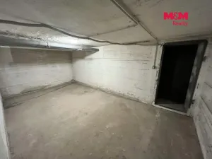 Prodej obchodního prostoru, Ostrava - Poruba, Nálepkovo náměstí, 156 m2