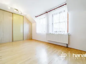 Pronájem rodinného domu, Doloplazy, 276 m2
