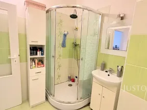 Pronájem bytu 2+kk, Děčín, El. Krásnohorské, 44 m2