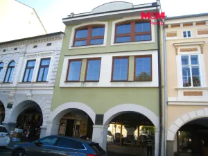 Prodej rodinného domu, Frenštát pod Radhoštěm, nám. Míru, 900 m2