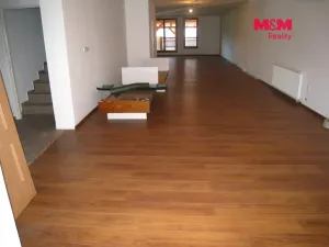 Prodej rodinného domu, Frenštát pod Radhoštěm, nám. Míru, 900 m2