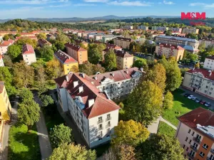 Prodej bytu 3+1, Ostrov, Luční, 89 m2