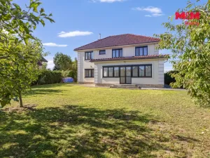 Prodej rodinného domu, Svárov, Ptická, 210 m2