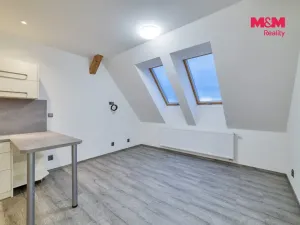 Pronájem bytu 2+kk, Cheb, 26. dubna, 52 m2