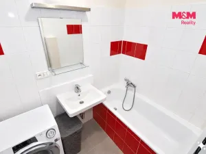 Pronájem bytu 1+kk, Praha - Horní Počernice, Markupova, 38 m2