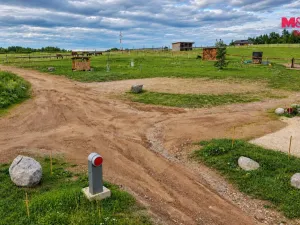 Pronájem komerčního pozemku, Planá, 33448 m2